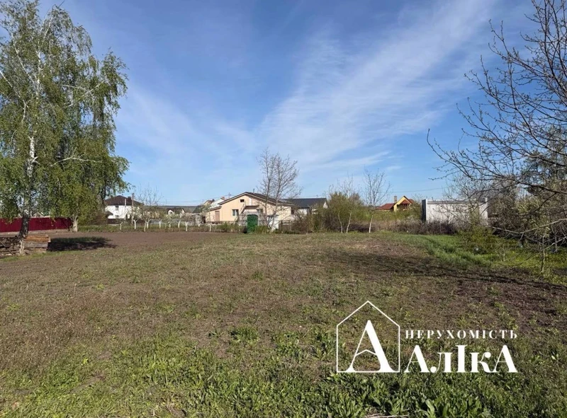 Продам земельну ділянку — фото 1 з 3