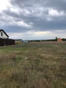 Синяк продаж ділянки під забудову — мініатюра фото 1