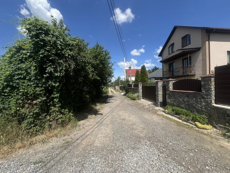 Продаж ділянки в селі Березина — фото 1 з 8