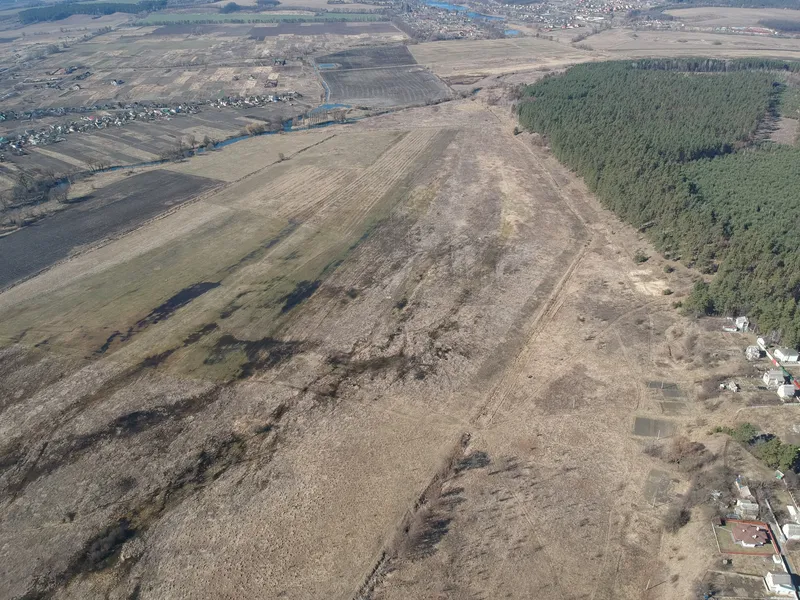 Продаж ділянки 54га, під котеджну забудову, прикикає до лісу, вартість 300у.о. сотка Власник +380981521212 — фото 3 з 4