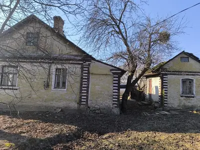 Продаж земельної ділянки з будинком та спорудами — мініатюра фото 2