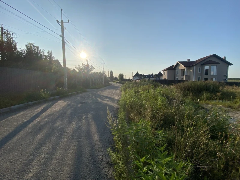 Продаж ділянки з будівельними матеріалами під забудову біля Бучанського водосховища — фото 1 з 10