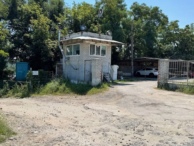 Автомобільна стоянка — фото 1 з 3