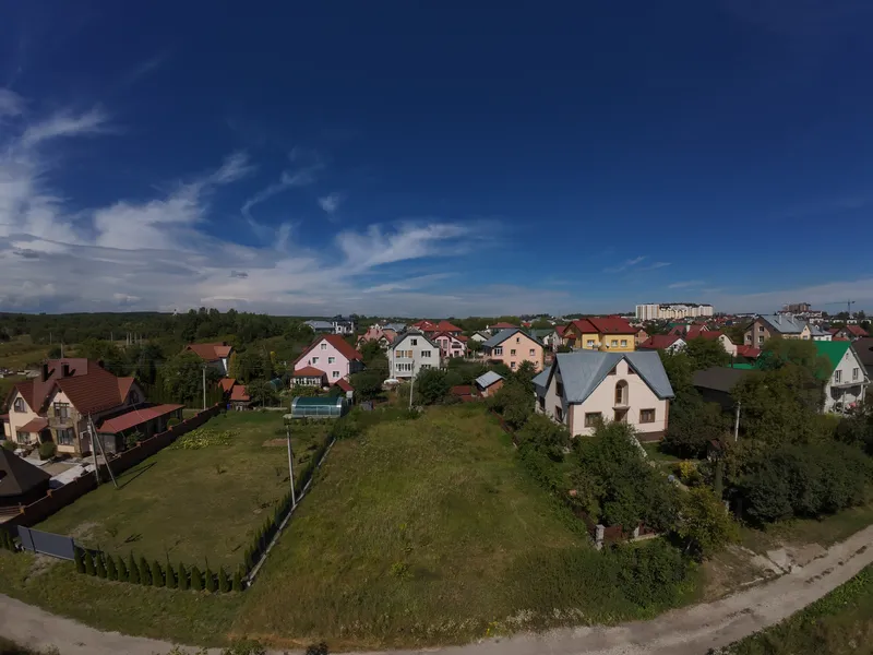 Продаж земельної ділянки 0.0783 га  для обслуговування житлового будинку господарських будівель і споруд — фото 1 з 4