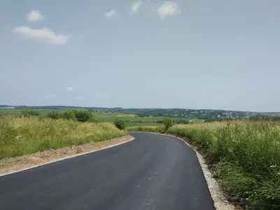 Ділянка на межі с. Колодіївка і с. Вовчинець. Перша лінія — мініатюра фото 1