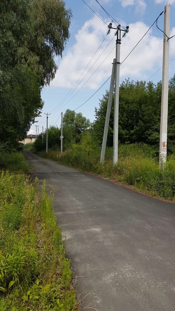 Ділянка 6.5 соток. Під'їзд з трьох боків, дві вулиці по бокам під Квадрохаус, Дуплекс, Таунхаус, Окремый будинок — фото 1 з 7