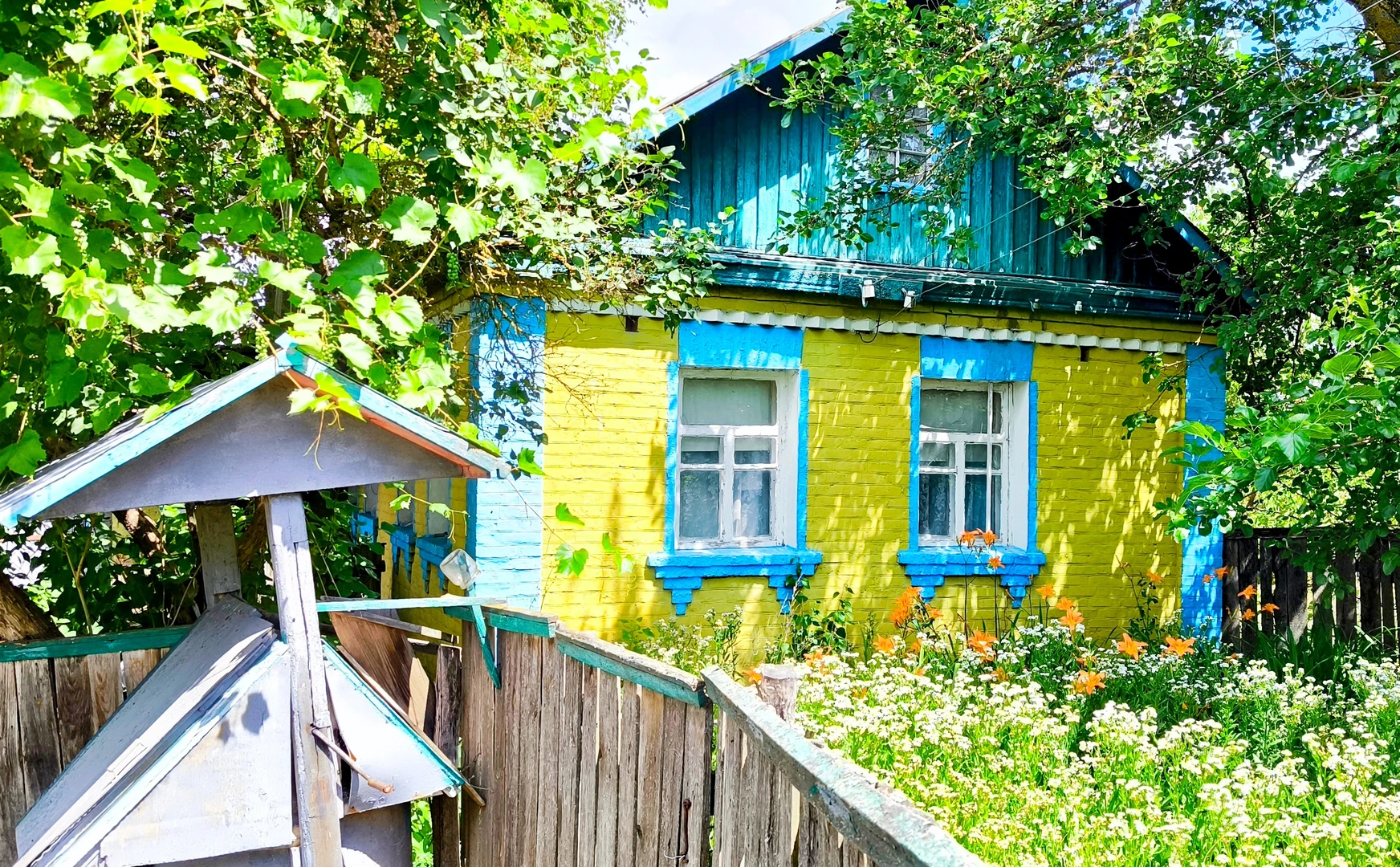 Будинок з піччю та колодязем - готовий тил на випадок відключень світла. — фото 4 з 15