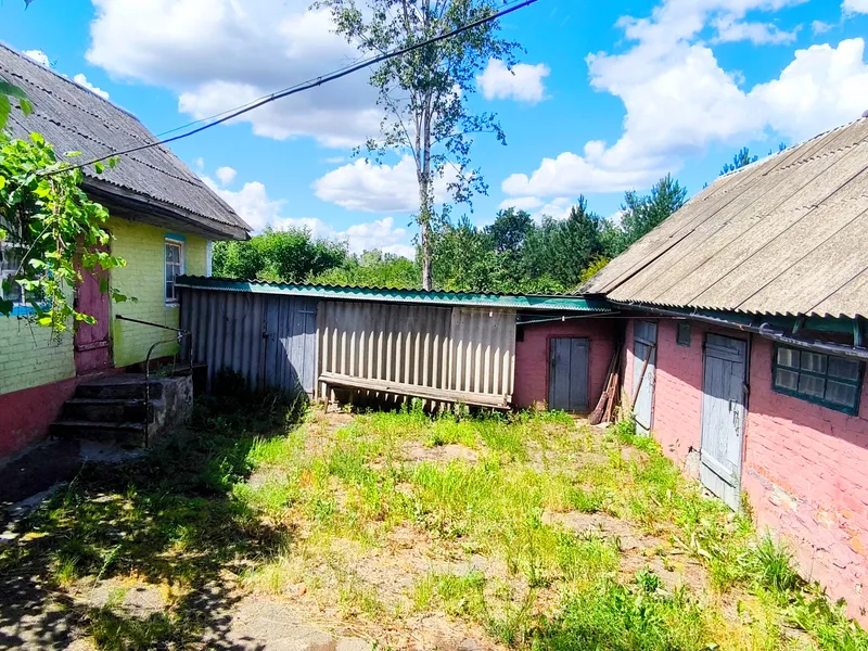 Будинок з піччю та колодязем - готовий тил на випадок відключень світла. — фото 5 з 15