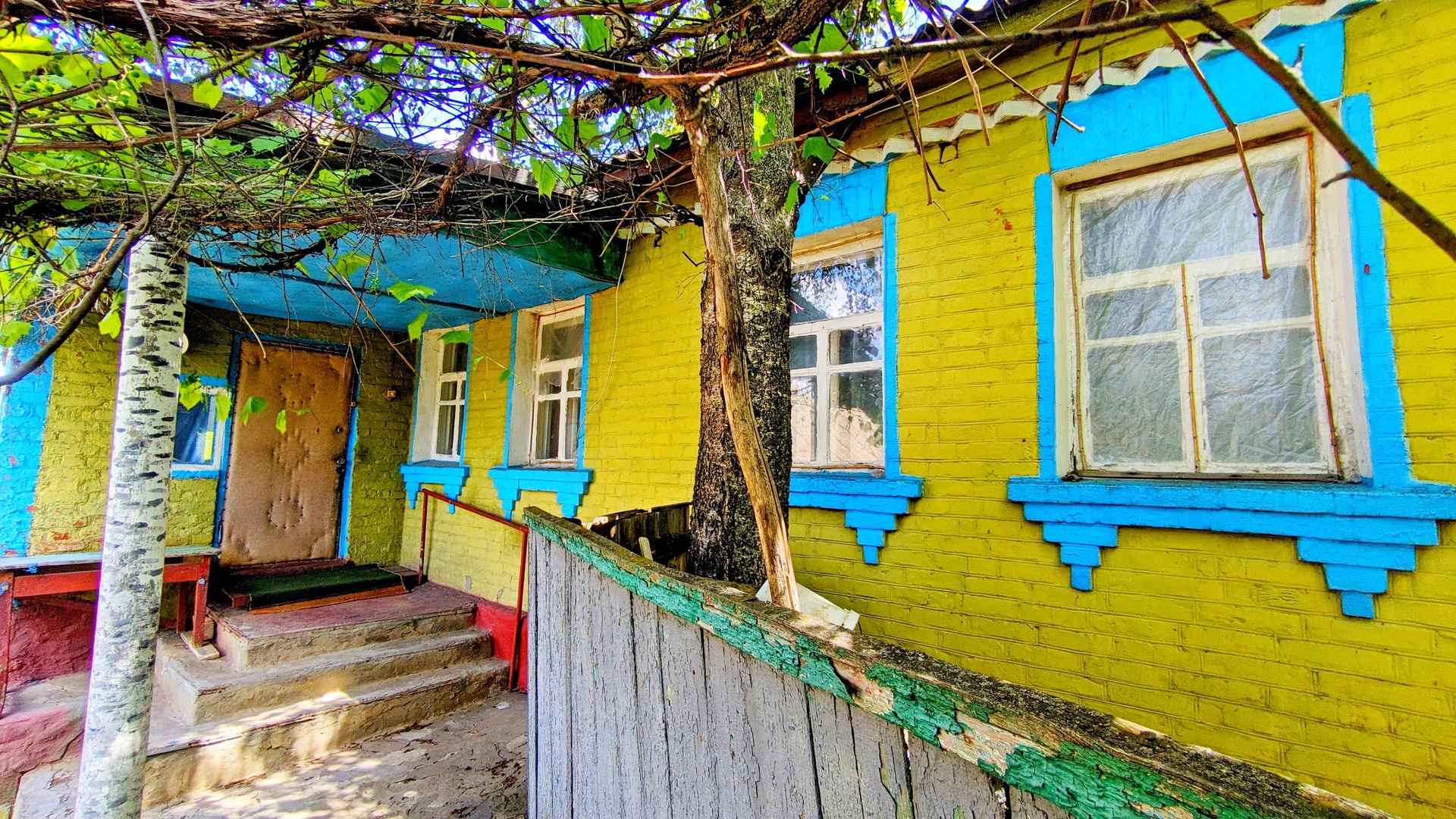 Будинок з піччю та колодязем - готовий тил на випадок відключень світла. — фото 14 з 15