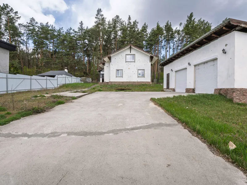 Продаж ділянки з будинком з ремонтом — фото 2 з 19