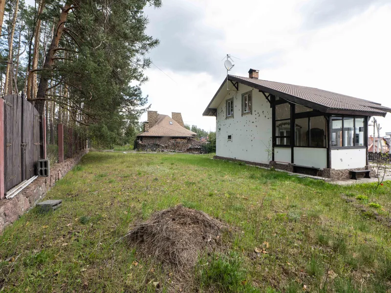 Продаж ділянки з будинком з ремонтом — фото 3 з 19