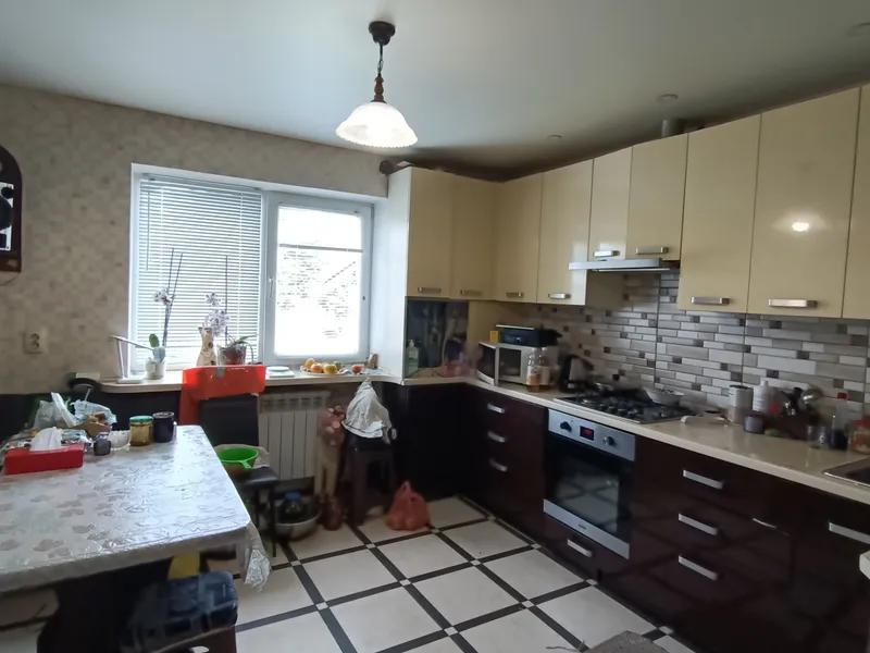 Продам пів будинку зі всіма комунікаціями в центрі селища Клавдієво-Тарасове — фото 12 з 19