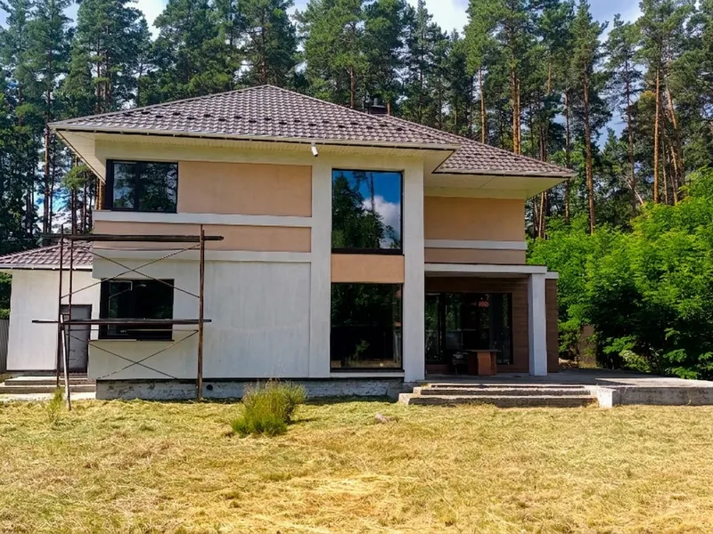 Шикарний будинок з виходом в ліс!! В смт Клавдієво-Тарасове — фото 1 з 7