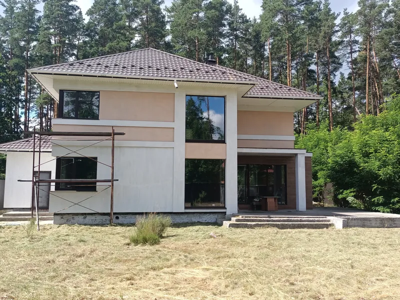 Шикарний будинок з виходом в ліс!! В смт Клавдієво-Тарасове — фото 2 з 7