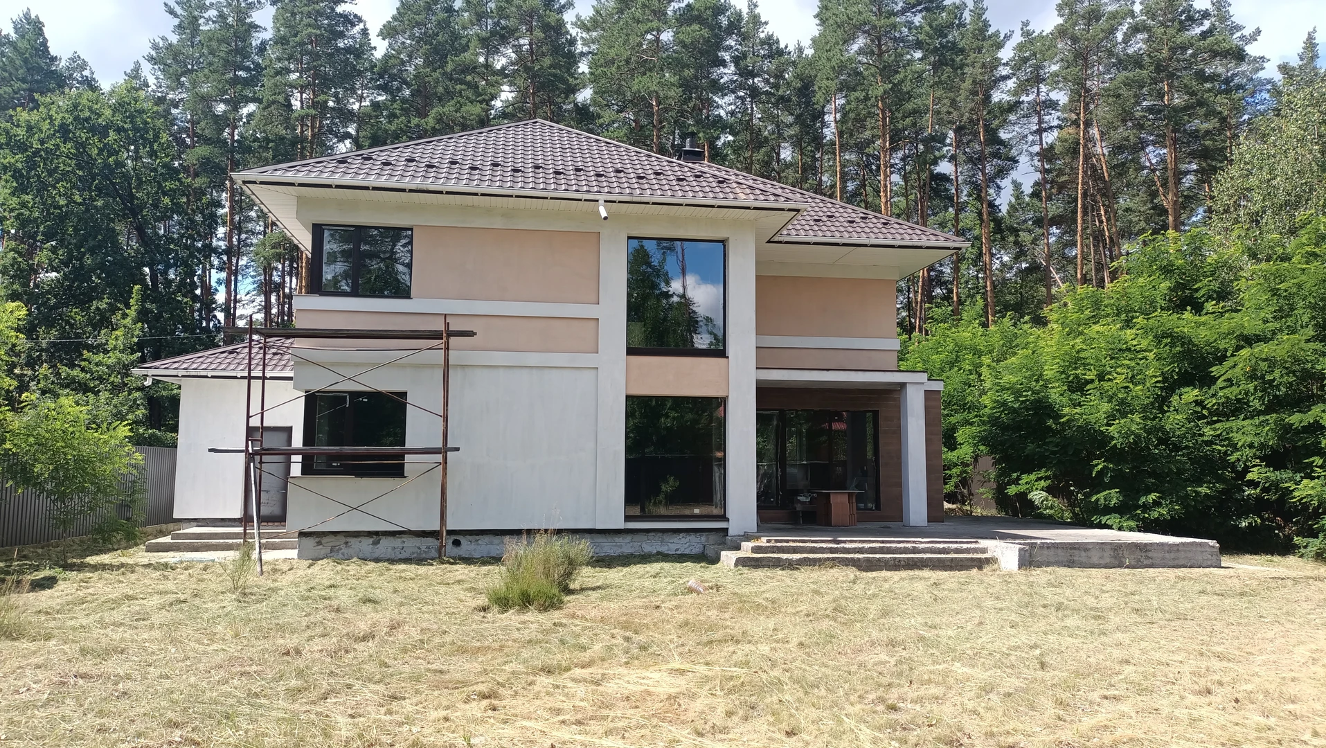 Шикарний будинок з виходом в ліс!! В смт Клавдієво-Тарасове — фото 2 з 7