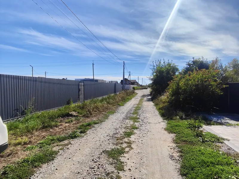 Продам ділянку з парканом, світлом (21 кВт) та свердловиною! Заїзд з двох сторін — фото 4 з 18