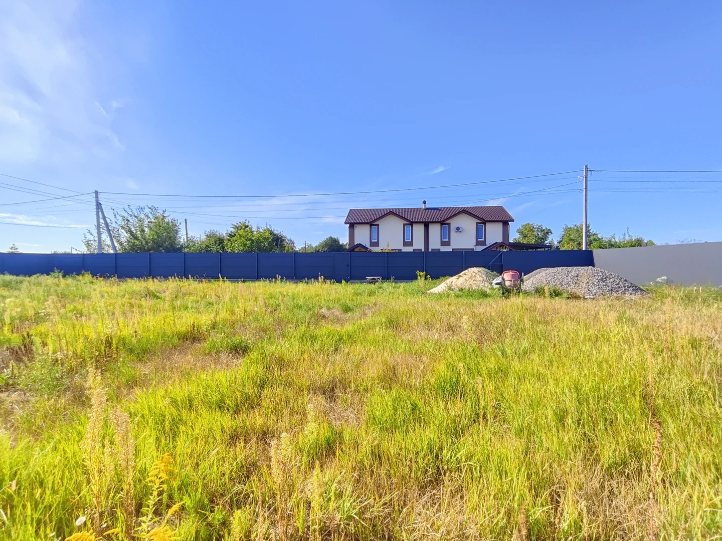 Продам ділянку з парканом, світлом (21 кВт) та свердловиною! Заїзд з двох сторін — фото 9 з 18