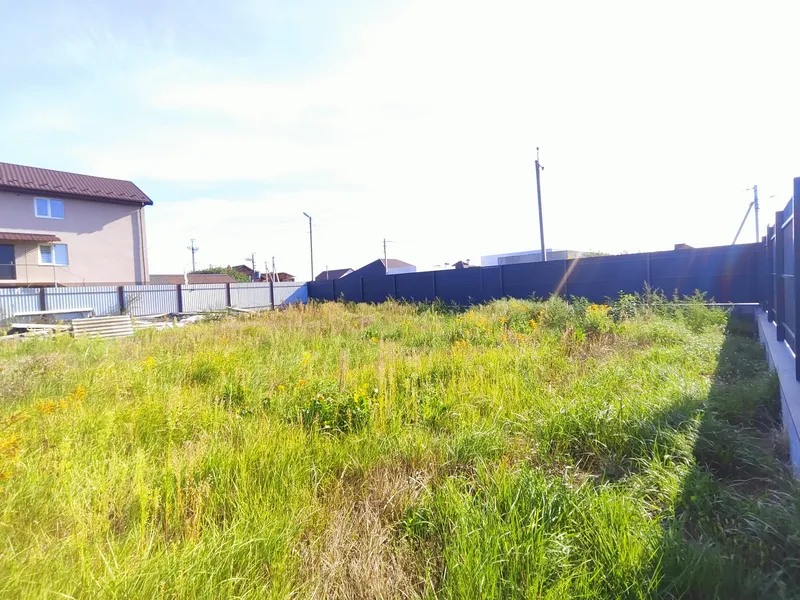 Продам ділянку з парканом, світлом (21 кВт) та свердловиною! Заїзд з двох сторін — фото 11 з 18