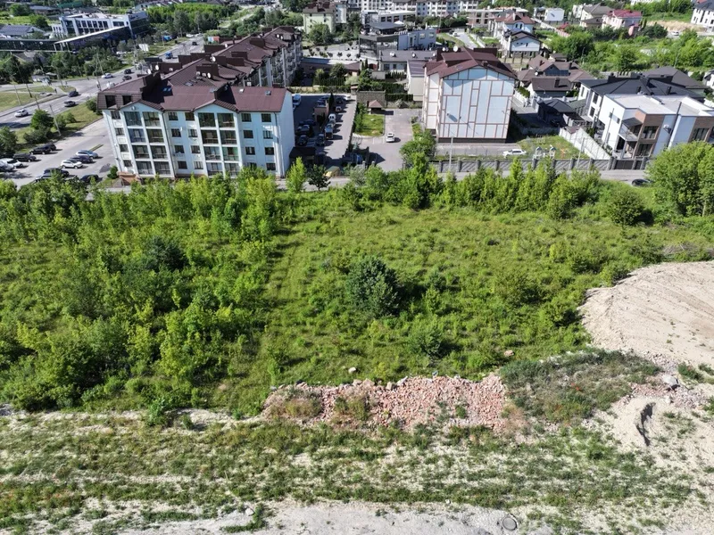 Продаж земельної ділянки з видом на озеро  Щасливе — фото 6 з 6
