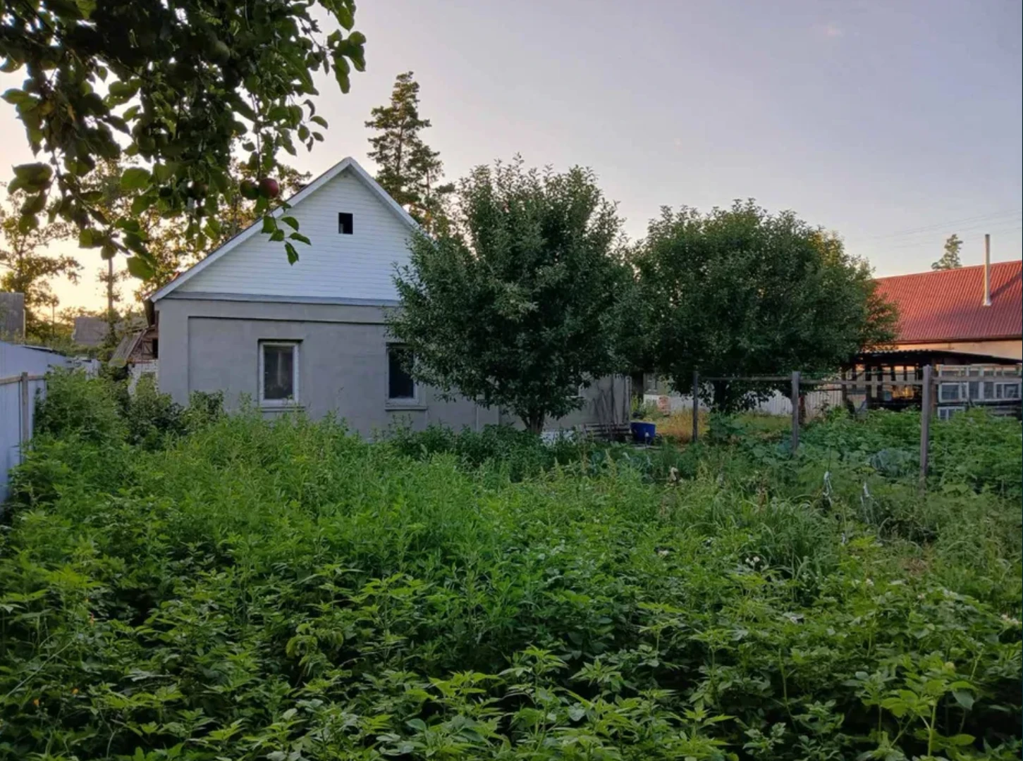 Продаж цегляного будинку 80 м² у центрі | 9 соток + додатковий будинок — фото 4 з 7