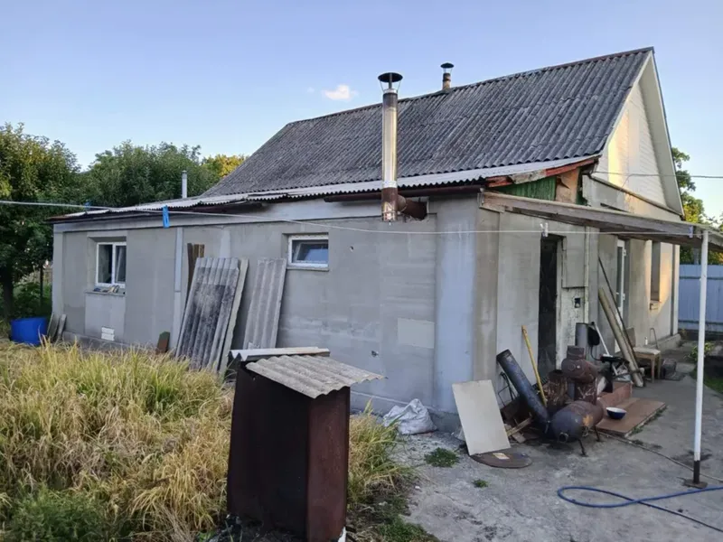 Продаж цегляного будинку 80 м² у центрі | 9 соток + додатковий будинок — фото 5 з 7