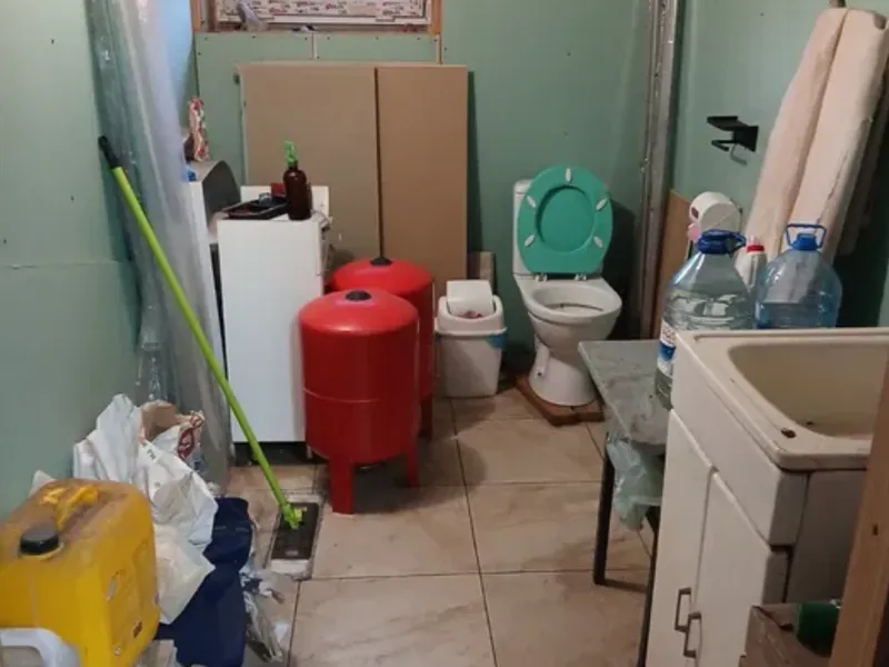 Продаж цегляного будинку 80 м² у центрі | 9 соток + додатковий будинок — фото 7 з 7