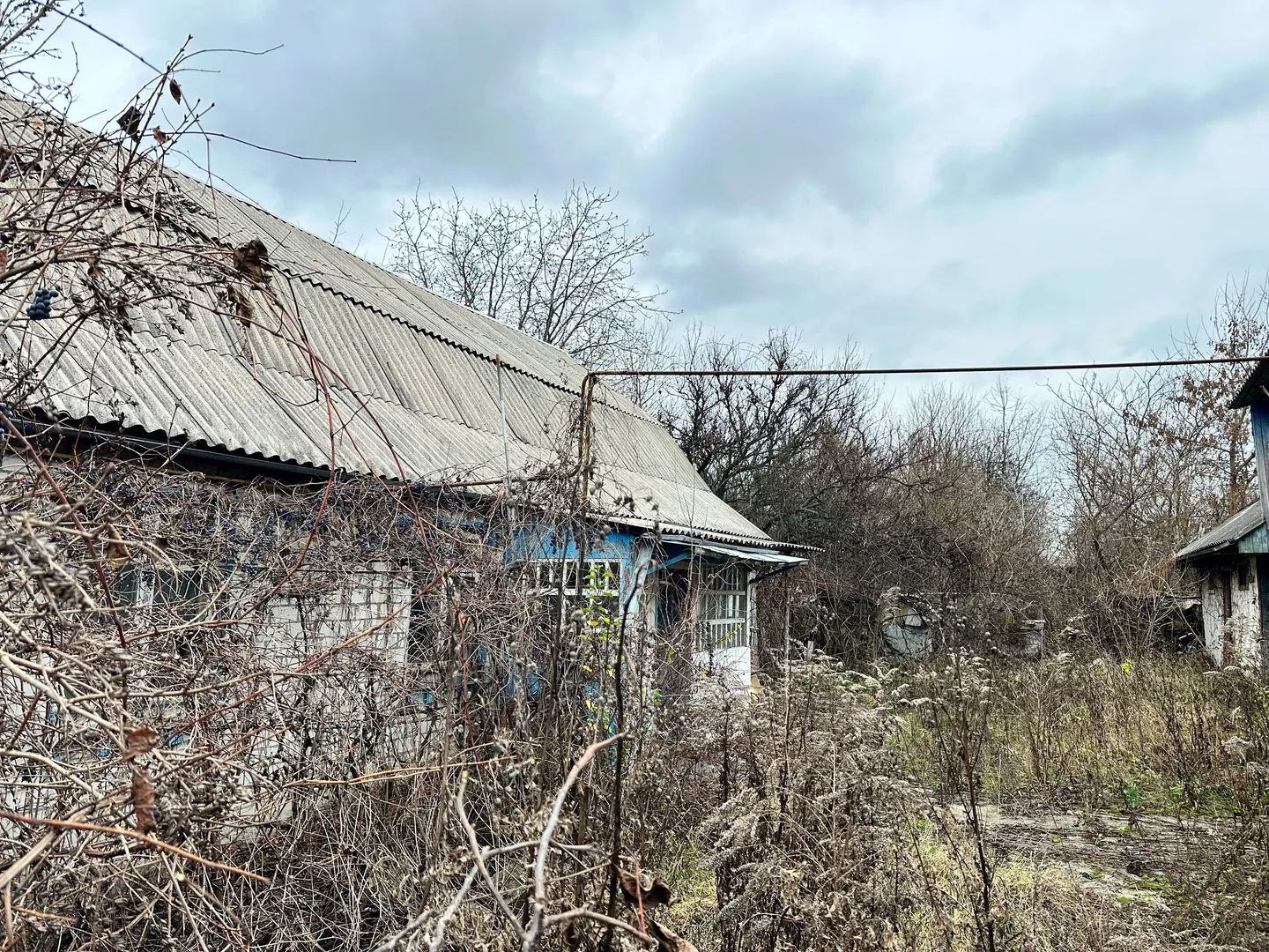 продаю 25 сот із хатою під ремонт — фото 2 з 9