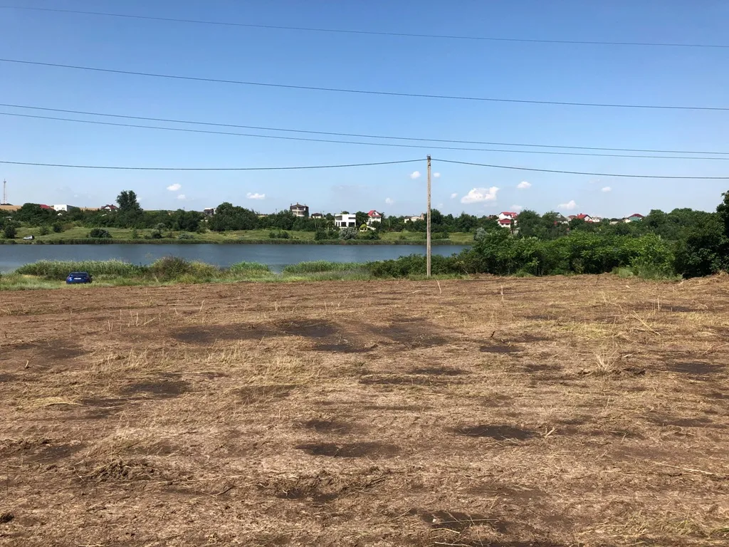 Земельна ділянка біля озера 6.5 соток — фото 1 з 3