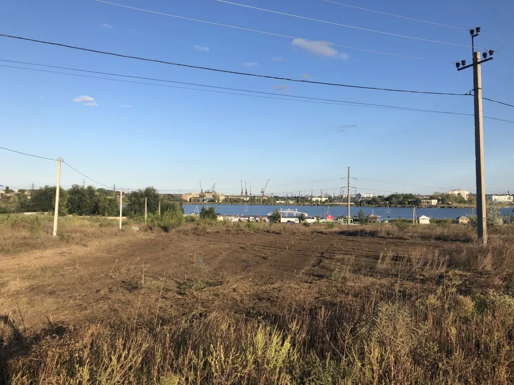 Земельна ділянка біля озера 6.5 соток — фото 2 з 3
