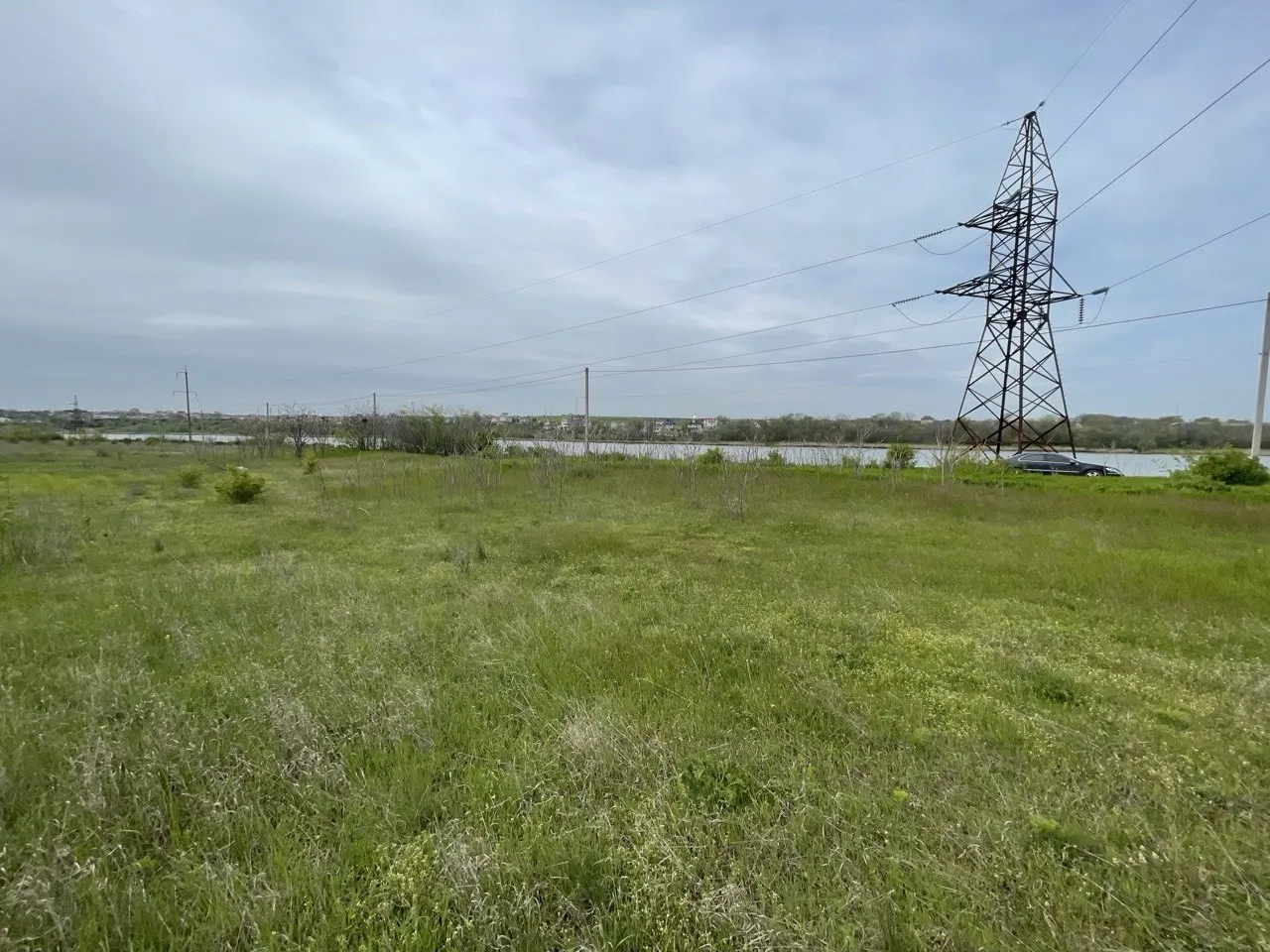 Земельна ділянка 10 сото біля озера. Перша лінія. — фото 2 з 3