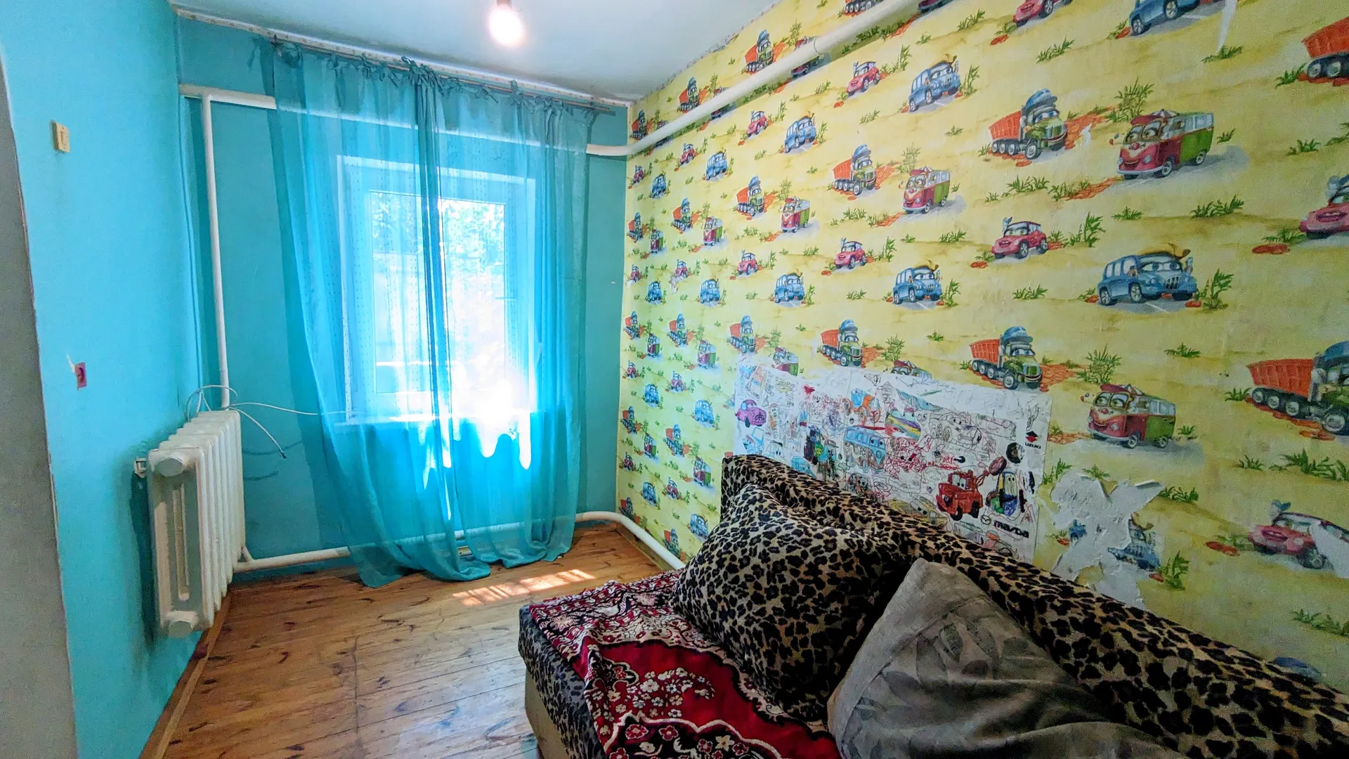Продається затишний будинок в Іванкові — фото 15 з 16