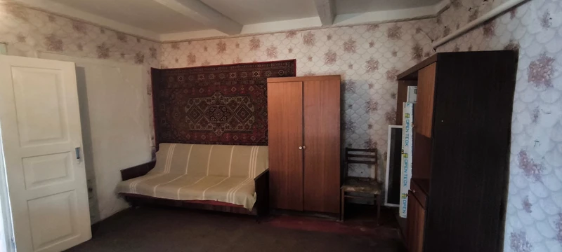 Будинок з великою ділянкою прямо на фасаді жвавої вулиці з активним трафіком — ідеально під бізнес! — фото 5 з 6