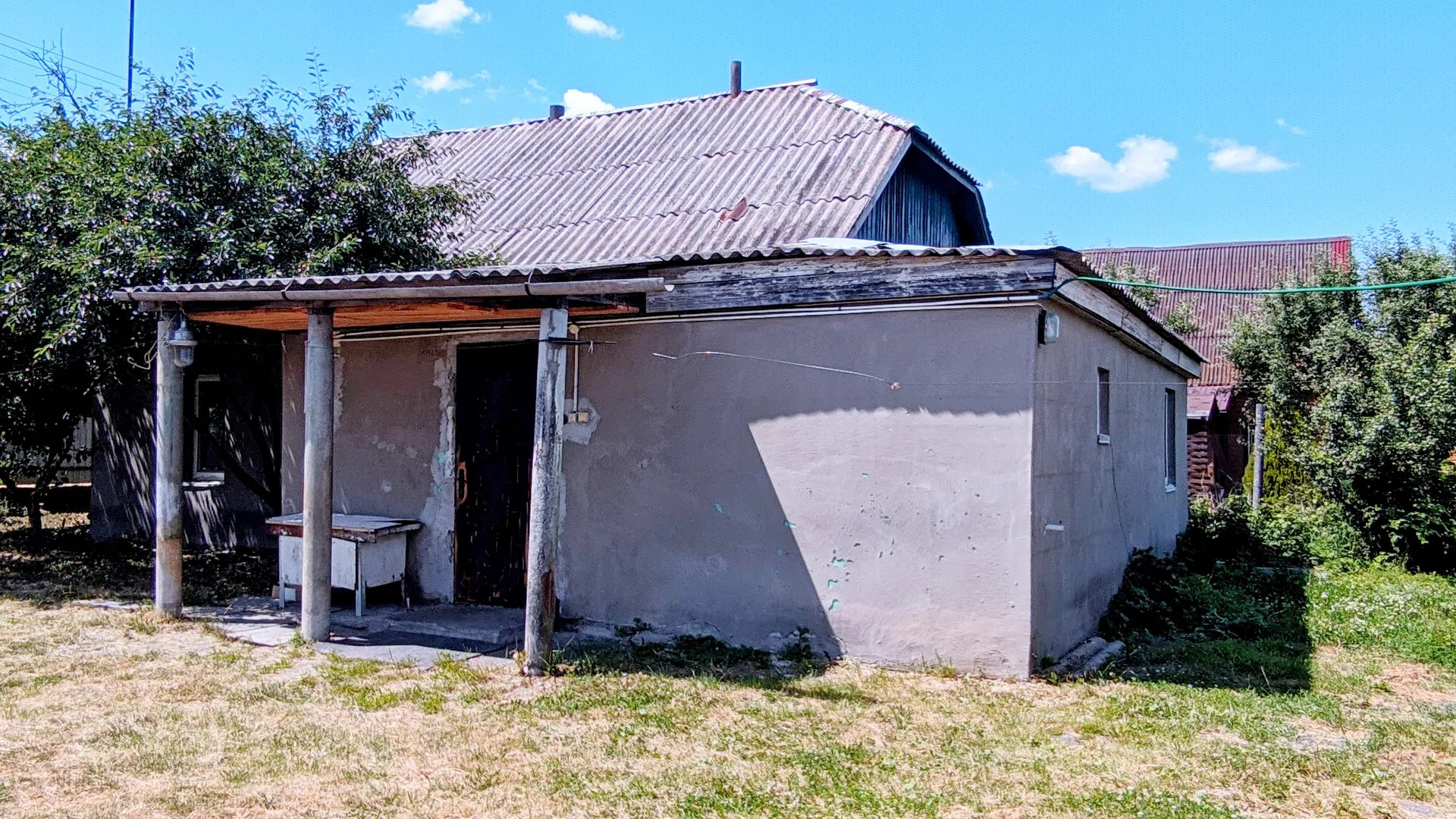 Продається затишний будинок в Іванкові — фото 1 з 16