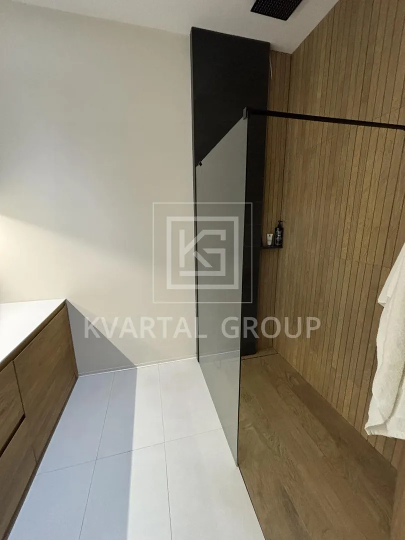 Продаж стильного будинку — фото 10 з 19