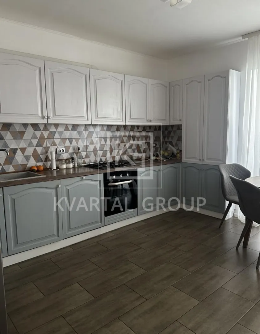 Продаж таунхаусу з ремонтом та меблями. — фото 1 з 19