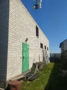 під склад та ремонт габаритного транспорту. — мініатюра фото 15
