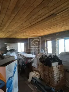 під склад та ремонт габаритного транспорту. — мініатюра фото 8