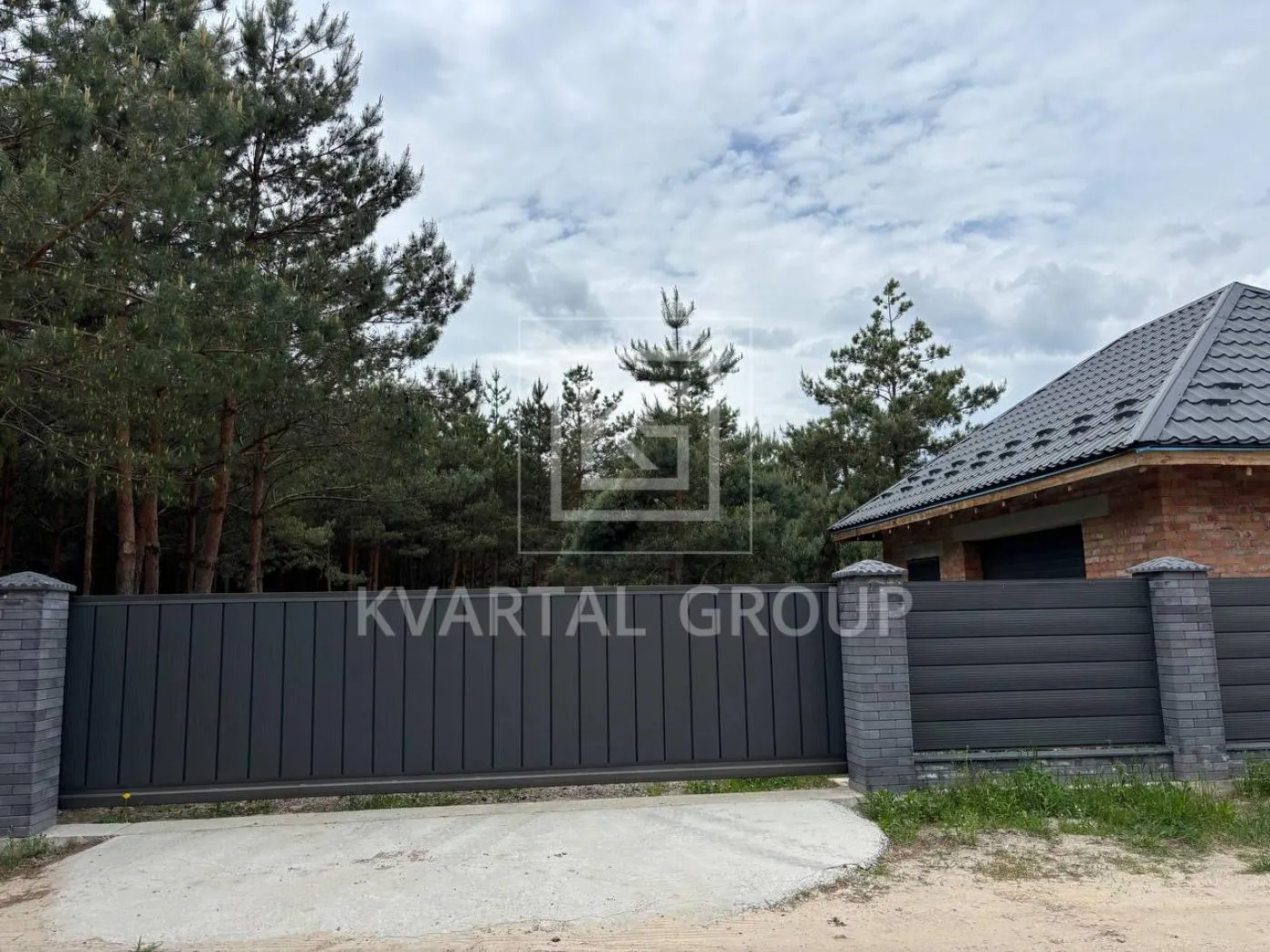 Продаж ділянки з чаном і гаражем — фото 1 з 1
