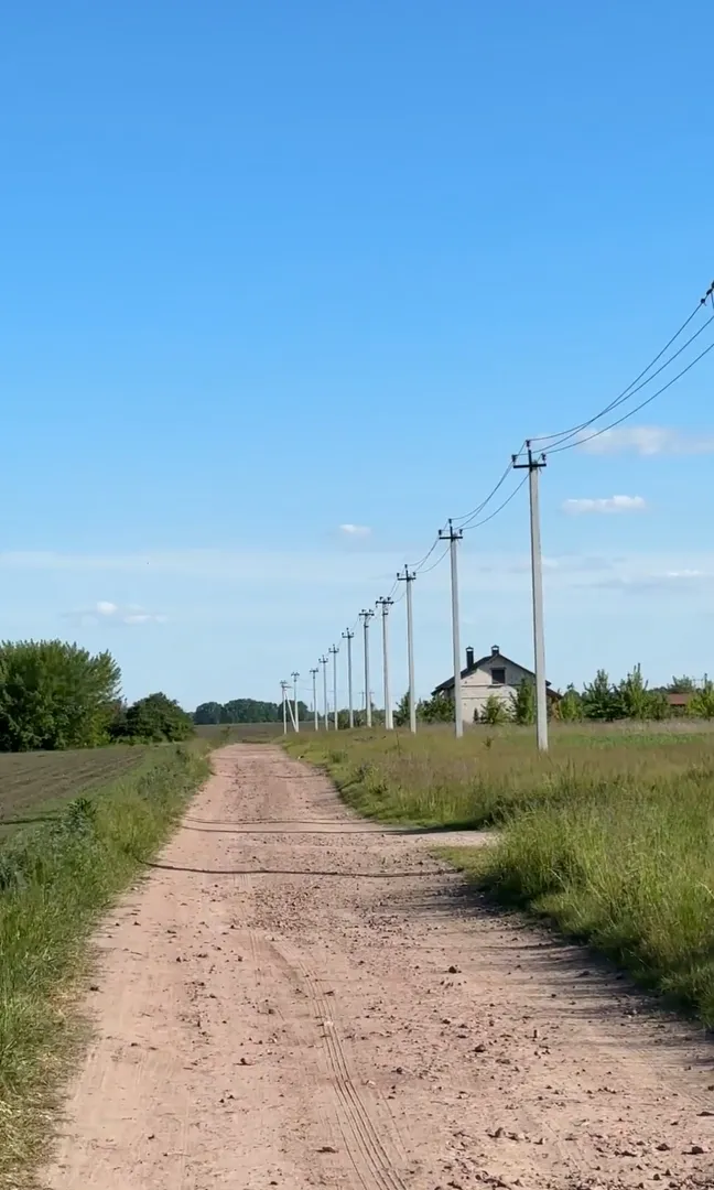 Продаж землі 15 соток Перше Травня Обухів