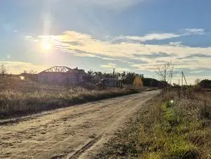 Михайлівка-Рубежівка 15 соток з електроенергією  15 соток без електроенергії 30 соток (2 ділянки) - 26500$ — мініатюра фото 2