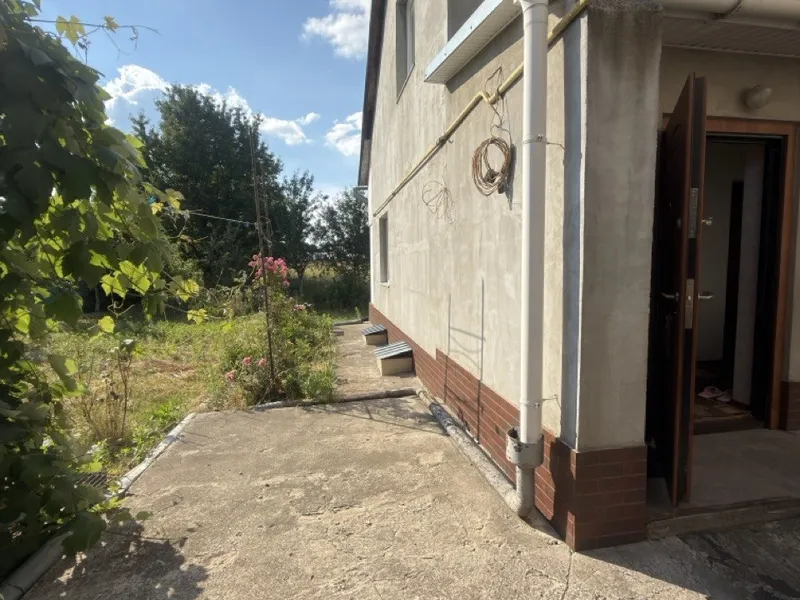 Два будинки за ціною одного в Вересневому — фото 11 з 13