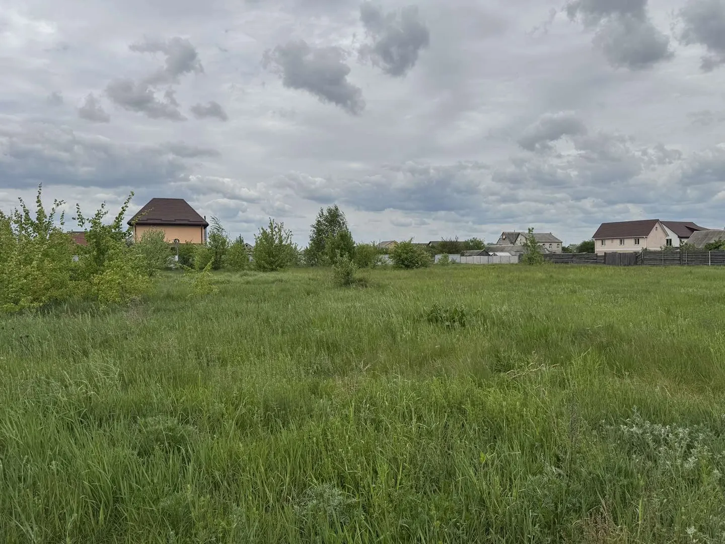 ШИКАРНА, фасадна ділянка в ЦЕНТРІ з комунікаціями — фото 4 з 6